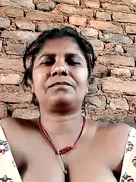 Hot di97 online show from March 2026 11:51:01 AM