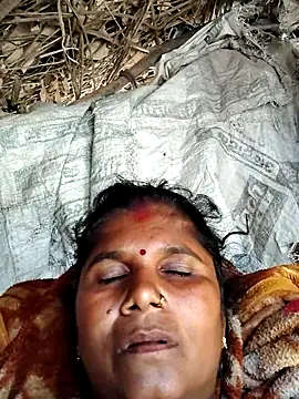Snapshot of Hot_di97 chatting on July 2026 05:03:02 AM Hot di97 online show from July 2026 05:03:02 AM