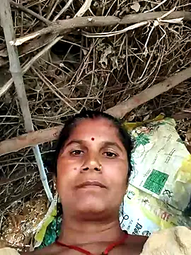Snapshot of Hot_di97 chatting on July 2026 02:37:01 AM Hot di97 online show from July 2026 02:37:01 AM