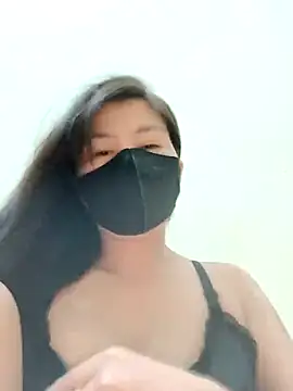 Lyly-68688 online show from April 2026 02:35:01 PM