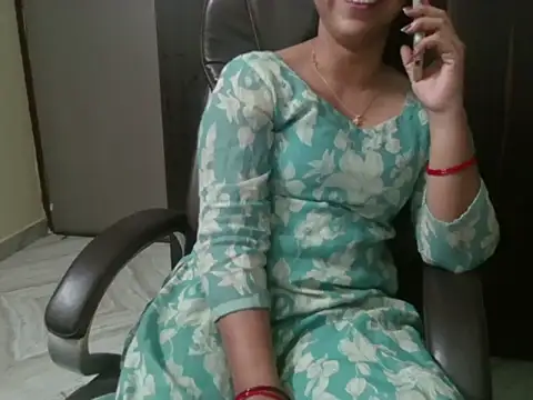 Snapshot of Adaa7 chatting on April 2026 08:24:01 AM Adaa7 online show from April 2026 08:24:01 AM