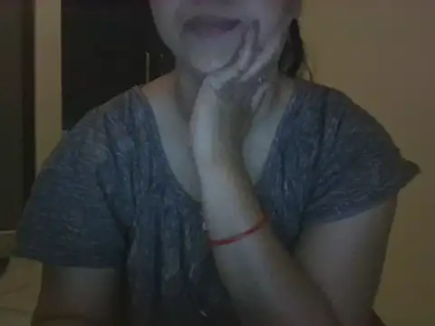 Snapshot of Adaa7 chatting on May 2026 09:47:01 AM Adaa7 online show from May 2026 09:47:01 AM