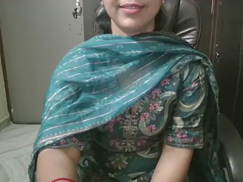 Snapshot of Adaa7 chatting on May 2026 04:15:02 PM Adaa7 online show from May 2026 04:15:02 PM