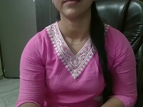 Snapshot of Adaa7 chatting on May 2026 09:25:01 AM Adaa7 online show from May 2026 09:25:01 AM