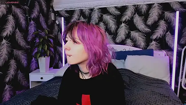 Ashley Veil online show from March 2026 09:05:01 PM