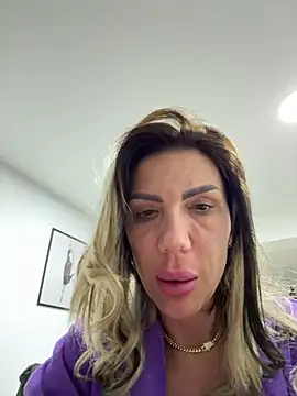 Missolevelvet online show from February 2026 10:44:01 PM