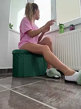 Missolevelvet online show from March 2026 09:25:03 AM