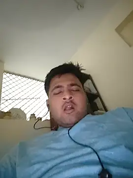 Snapshot of allumatar chatting on May 2026 02:30:01 AM allumatar online show from May 2026 02:30:01 AM