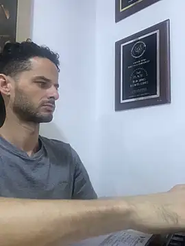 gatoquiles online show from February 2026 08:40:02 PM