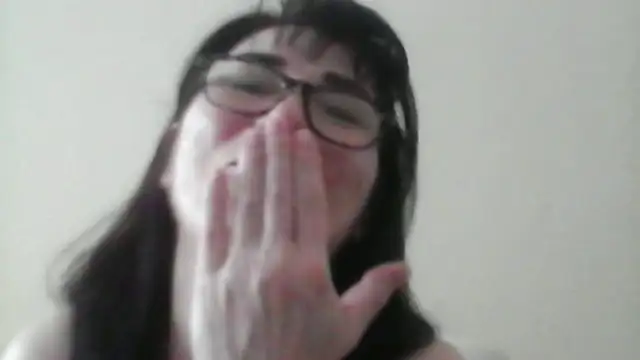 HotMonica online show from April 2026 01:18:01 PM