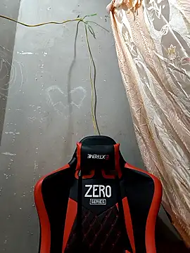 Snapshot of Allmond-one chatting on January 2026 05:45:01 AM Allmond-one online show from January 2026 05:45:01 AM