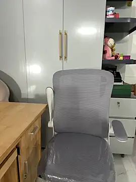 Llabi2k online show from April 2026 07:41:01 PM