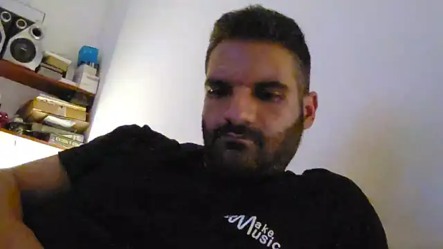 Snapshot of marios87xxl chatting on June 2026 09:03:02 PM marios87xxl online show from June 2026 09:03:02 PM