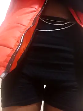 Snapshot of PatriciaVen chatting on February 2026 04:20:02 AM PatriciaVen online show from February 2026 04:20:02 AM