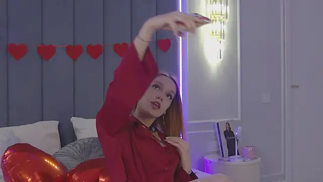 Snapshot of AvaLarson chatting on February 2026 12:44:02 PM AvaLarson online show from February 2026 12:44:02 PM