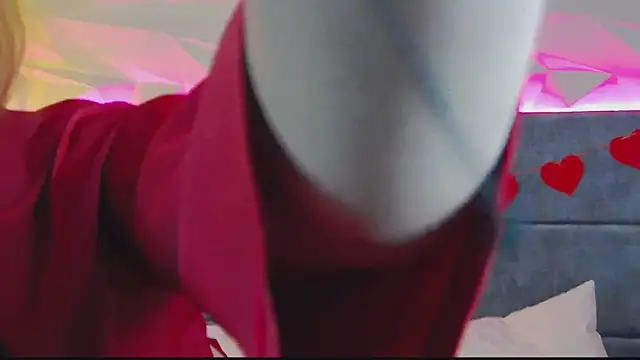 Snapshot of AvaLarson chatting on February 2026 12:58:02 PM AvaLarson online show from February 2026 12:58:02 PM