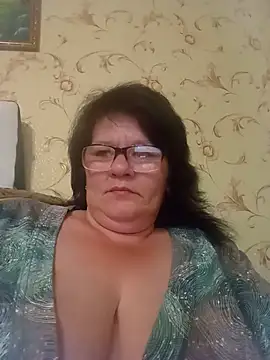 NysiOlsen online show from June 2026 04:07:02 PM