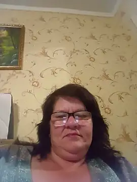 NysiOlsen online show from June 2026 06:45:02 PM