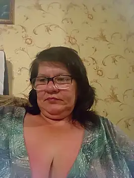 NysiOlsen online show from June 2026 08:40:02 PM