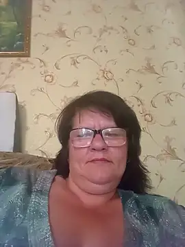 NysiOlsen online show from June 2026 12:33:01 PM