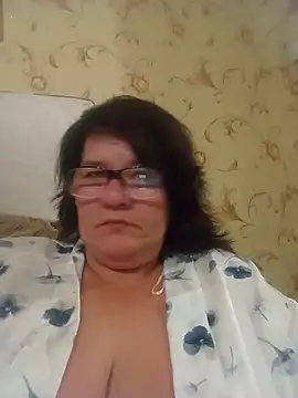 NysiOlsen online show from July 2026 07:34:02 PM