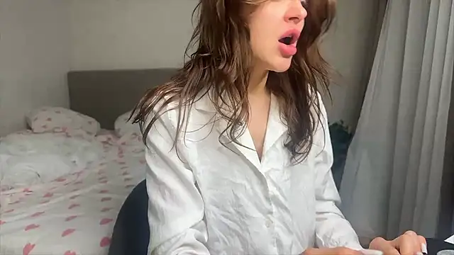 Snapshot of Miss_MiaMIA chatting on January 2026 04:28:01 AM Miss MiaMIA online show from January 2026 04:28:01 AM