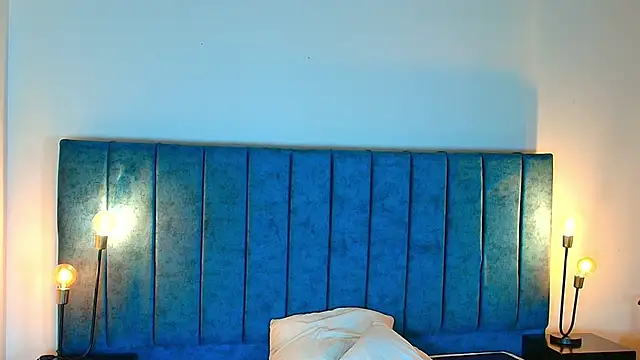 Ethan Briggs  online show from April 2026 10:27:02 AM