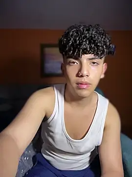 Nick Twink online show from February 2026 03:59:01 AM