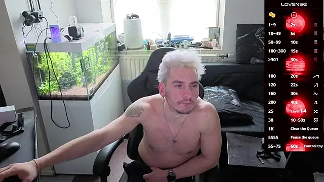 Rayzel White online show from March 2026 04:07:01 PM