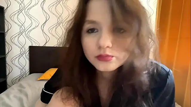 Snapshot of GameToiler chatting on May 2026 01:21:02 PM GameToiler online show from May 2026 01:21:02 PM