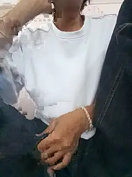 Snapshot of Lisa_xx2 chatting on January 2026 04:29:01 AM Lisa xx2 online show from January 2026 04:29:01 AM