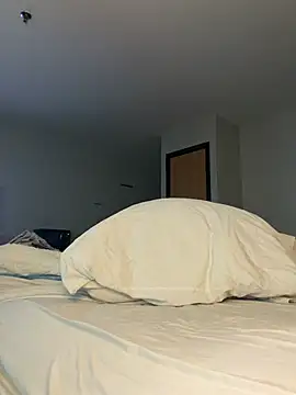 Snapshot of tastemecaroline chatting on March 2026 07:32:02 AM tastemecaroline online show from March 2026 07:32:02 AM