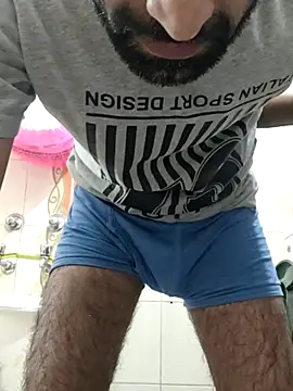 marcosdiaz987 online show from February 2026 06:46:01 PM