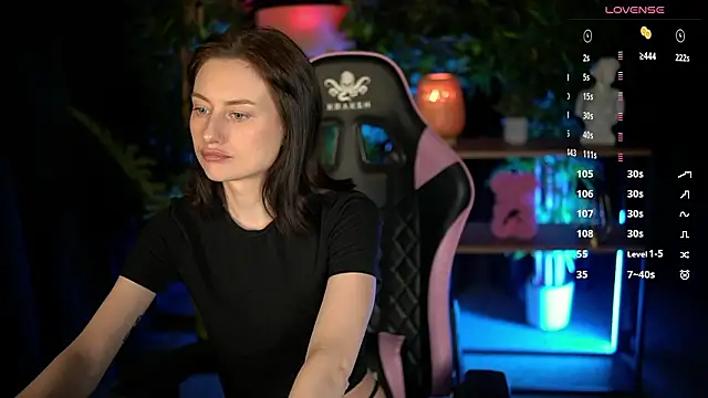 baby luna xo online show from February 2026 05:33:01 PM