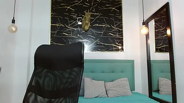 Snapshot of MarcusLux_ chatting on January 2026 01:28:02 PM MarcusLux online show from January 2026 01:28:02 PM