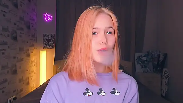 OwlLynn online show from February 2026 08:21:01 AM