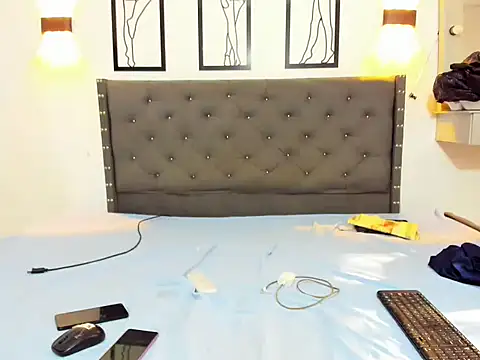 Meliisa lan online show from March 2026 09:21:01 PM