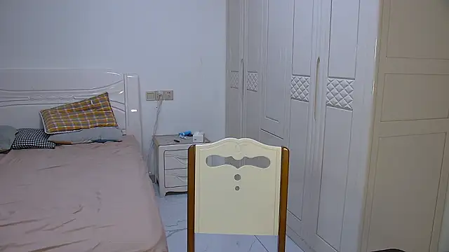 Chocolates-001 online show from March 2026 04:52:02 AM