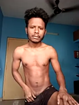 Snapshot of stylee_satheesh chatting on January 2026 08:40:01 AM stylee satheesh online show from January 2026 08:40:01 AM