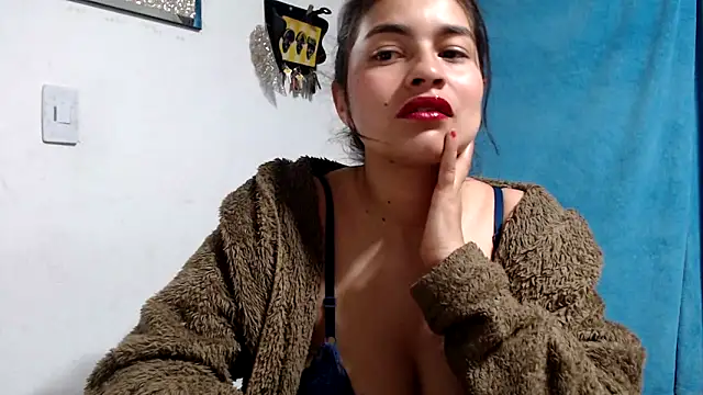 Scarlett Hot69 online show from March 2026 07:01:01 AM