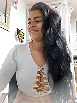 Snapshot of Scarlett_Hot69 chatting on April 2026 07:11:01 AM Scarlett Hot69 online show from April 2026 07:11:01 AM