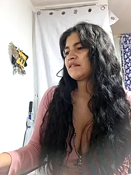 Snapshot of Scarlett_Hot69 chatting on July 2026 07:51:02 AM Scarlett Hot69 online show from July 2026 07:51:02 AM