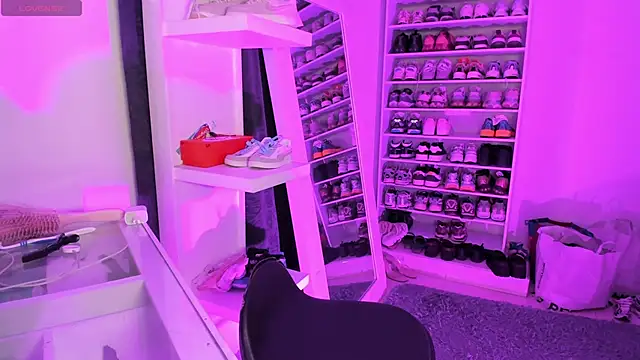 Snapshot of Amberprincess2 chatting on January 2026 07:11:01 PM Amberprincess2 online show from January 2026 07:11:01 PM