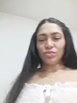 Ina Jody  online show from April 2026 10:03:01 PM