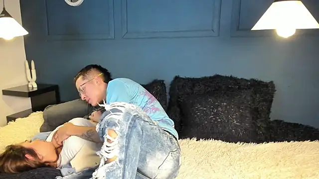 Snapshot of Iconic_souls chatting on January 2026 02:44:01 PM Iconic souls online show from January 2026 02:44:01 PM