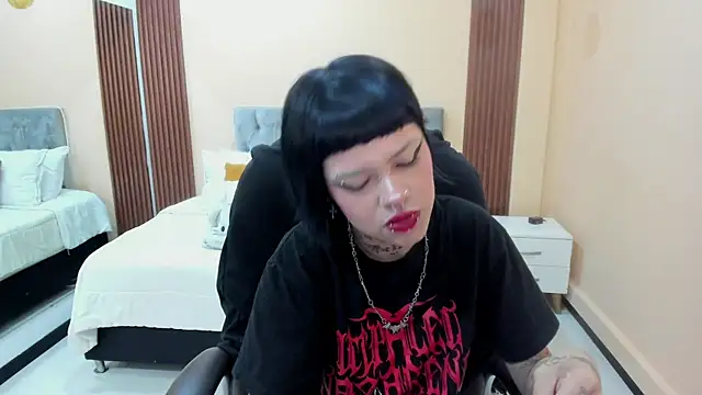 Snapshot of Bela_Craxkerr chatting on June 2026 12:22:01 PM Bela Craxkerr online show from June 2026 12:22:01 PM