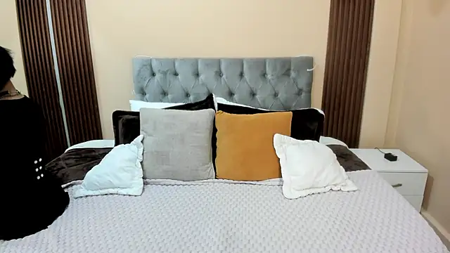 Snapshot of Bela_Craxkerr chatting on July 2026 12:45:02 PM Bela Craxkerr online show from July 2026 12:45:02 PM