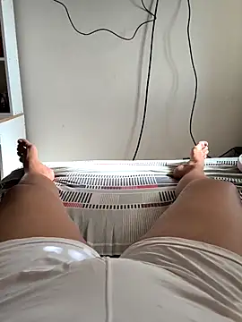 Snapshot of melzinhab23 chatting on February 2026 10:25:02 AM melzinhab23 online show from February 2026 10:25:02 AM