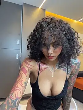LizStorm  online show from August 2026 11:34:02 AM