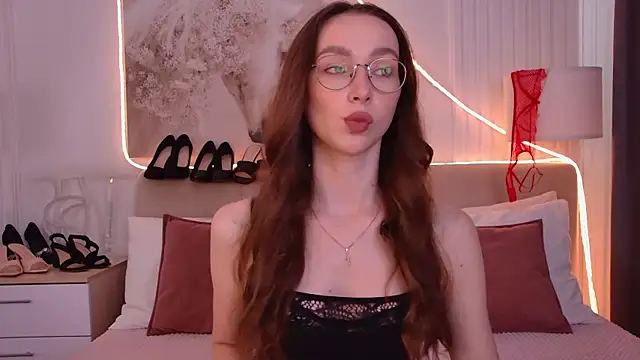 Emily Simon online show from July 2026 05:22:01 AM